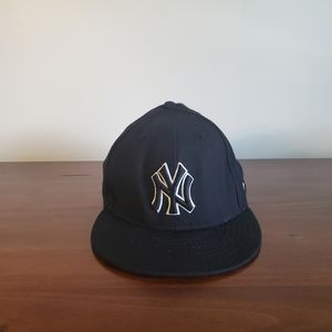 New Era 🖤 New York Yankees Hat.  OSFA.